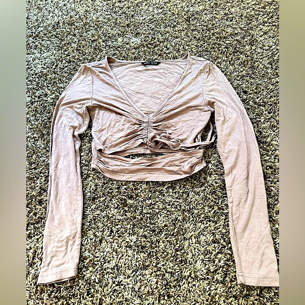 SHEIN long sleeve stylish tie up crop top shirt